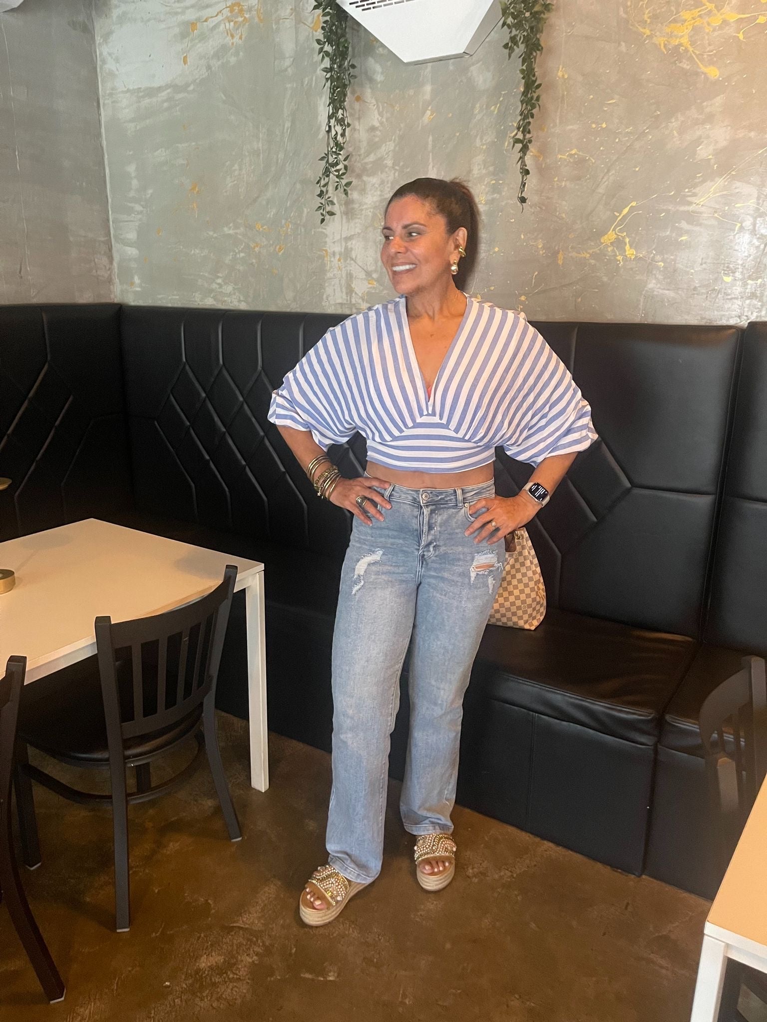 Comfy Oversized Collar Button Up Shirt - Effortless Style in 100% Cotton Fabric - Bella Boutique & Bellasbylola.com