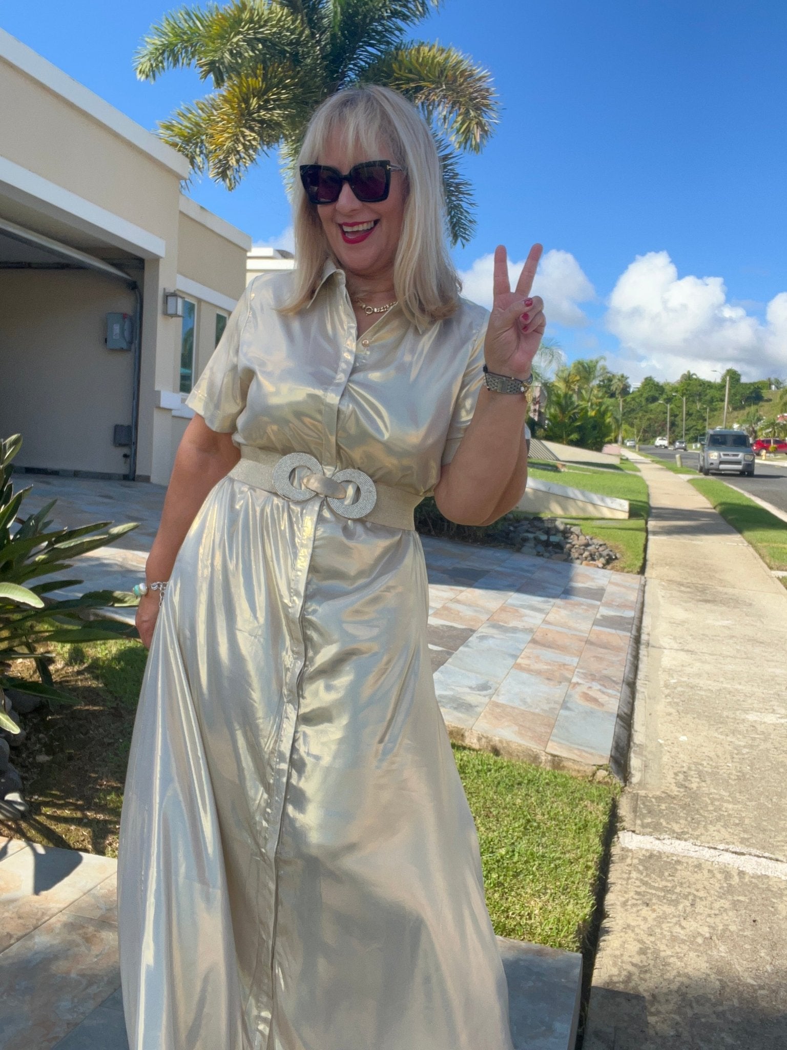 True to Size Champagne Maxi Dress - Button Down - Bella Boutique & Bellasbylola.com