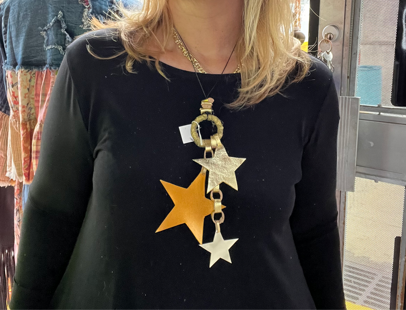 Collar Colgante con Estrella  Artesana Arlene Díaz 🇵🇷