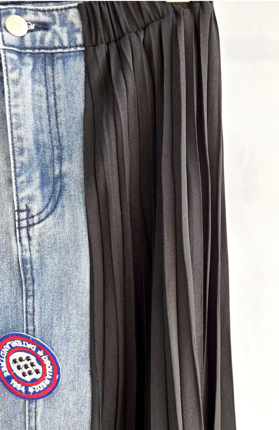 Denim  Black & Blue Pleated Contrast Skirt - New ✨✨✨ - Bella Boutique & Bellasbylola.com