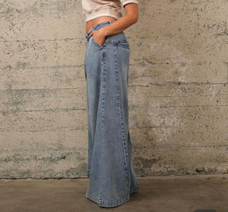 1970 Retro Jeans - Bella Boutique & Bellasbylola.com