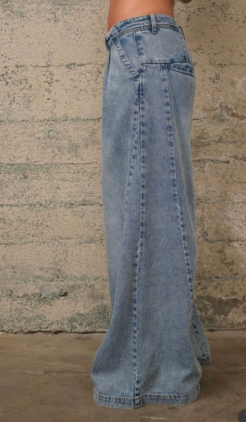 1970 Retro Jeans - Bella Boutique & Bellasbylola.com