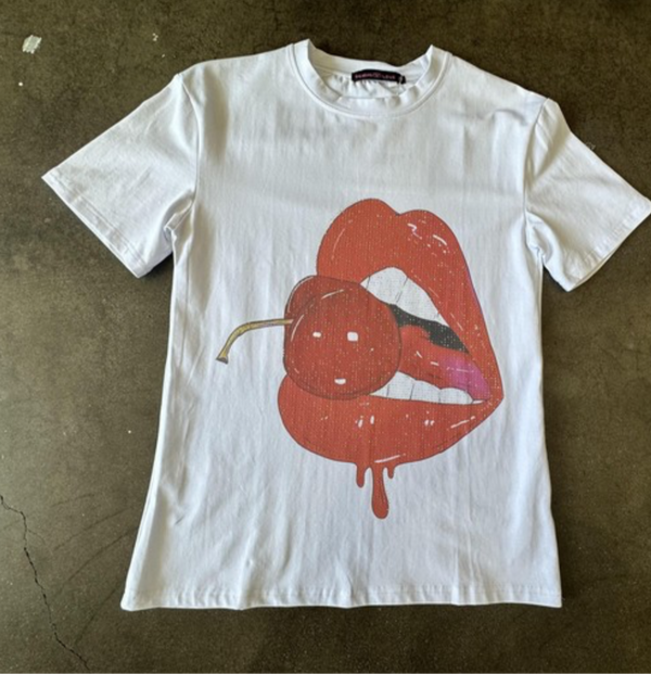 Cherry Fashion T-shirt - Lips Dripping 🍒