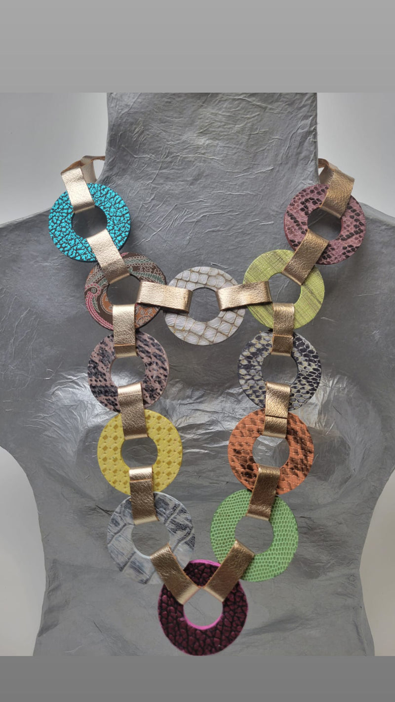 Collar Círculo de Colores Artesana Arlene Díaz 🇵🇷