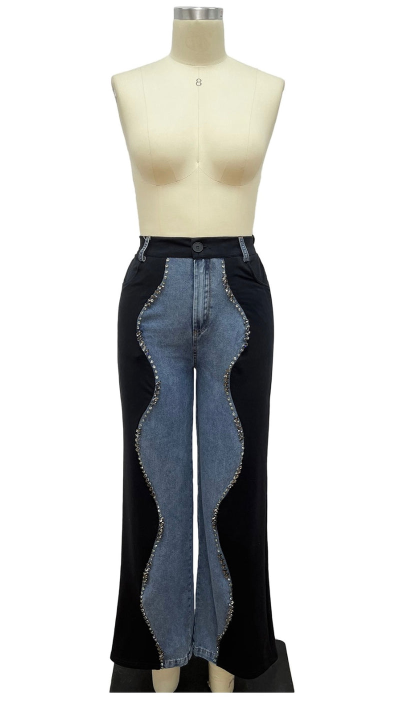 Embelish Contrast Denim - Bella Boutique & Bellasbylola.com