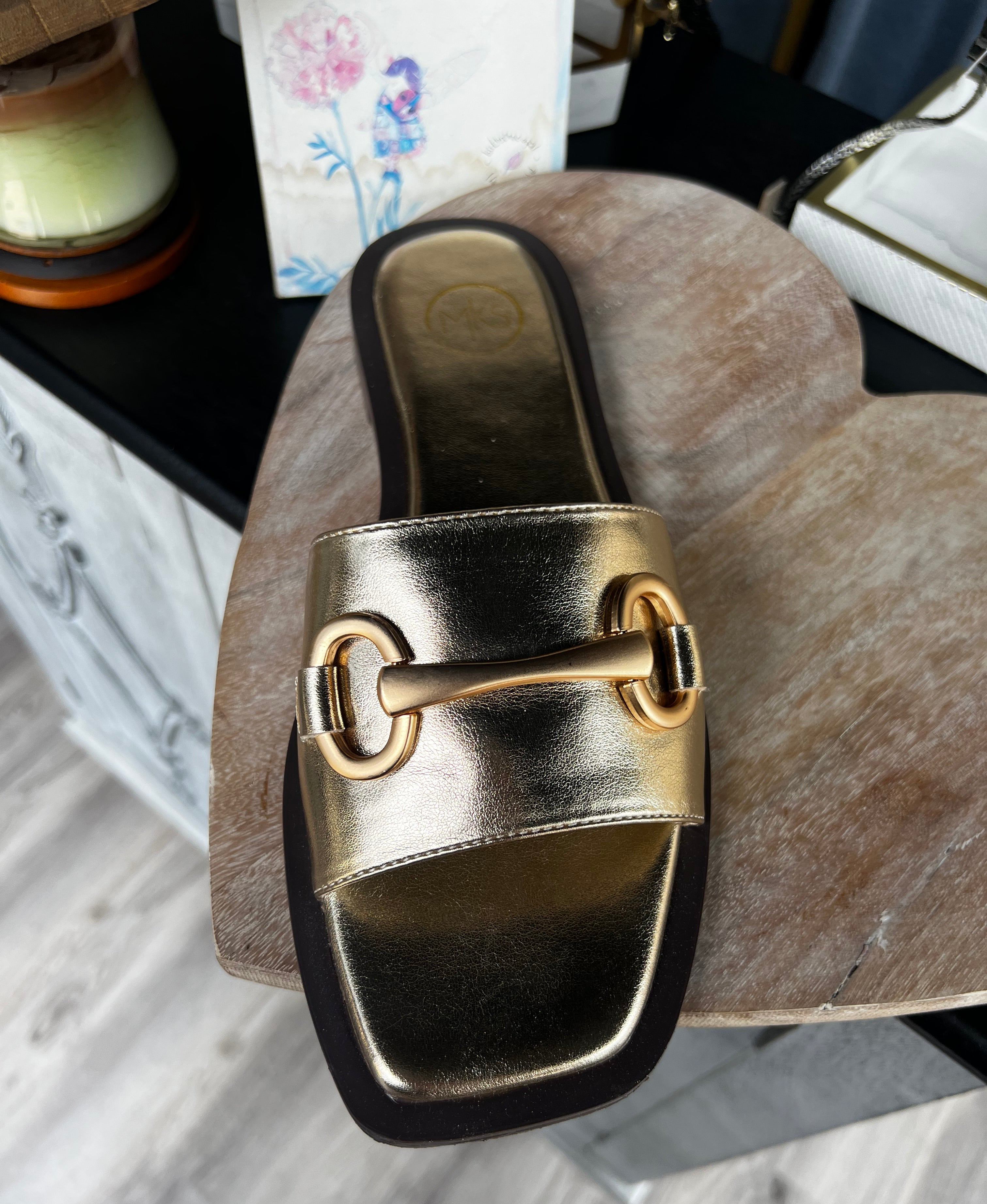 Lola Sandals