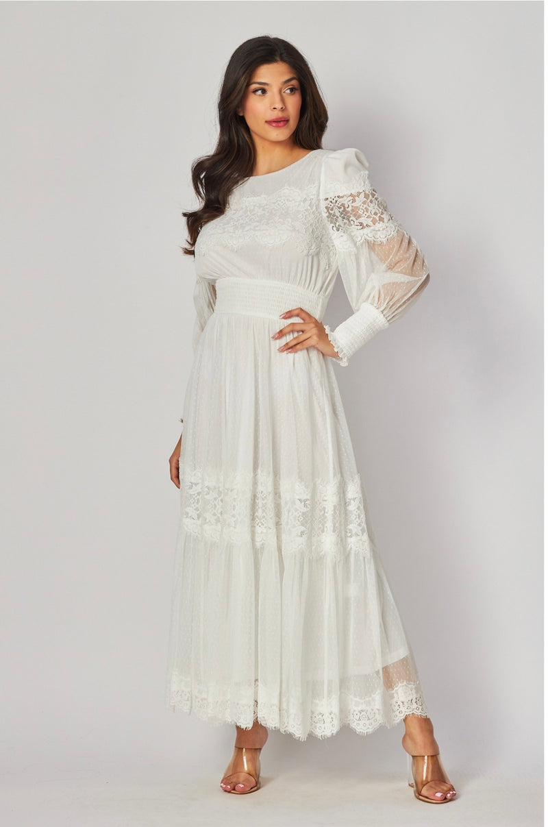 White Lace Maxi dress - Bella Boutique & Bellasbylola.com