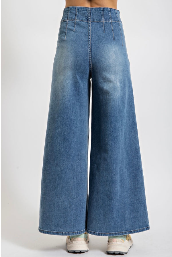 Wide Leg Boot Cut Jeans - Bellasbylola.com