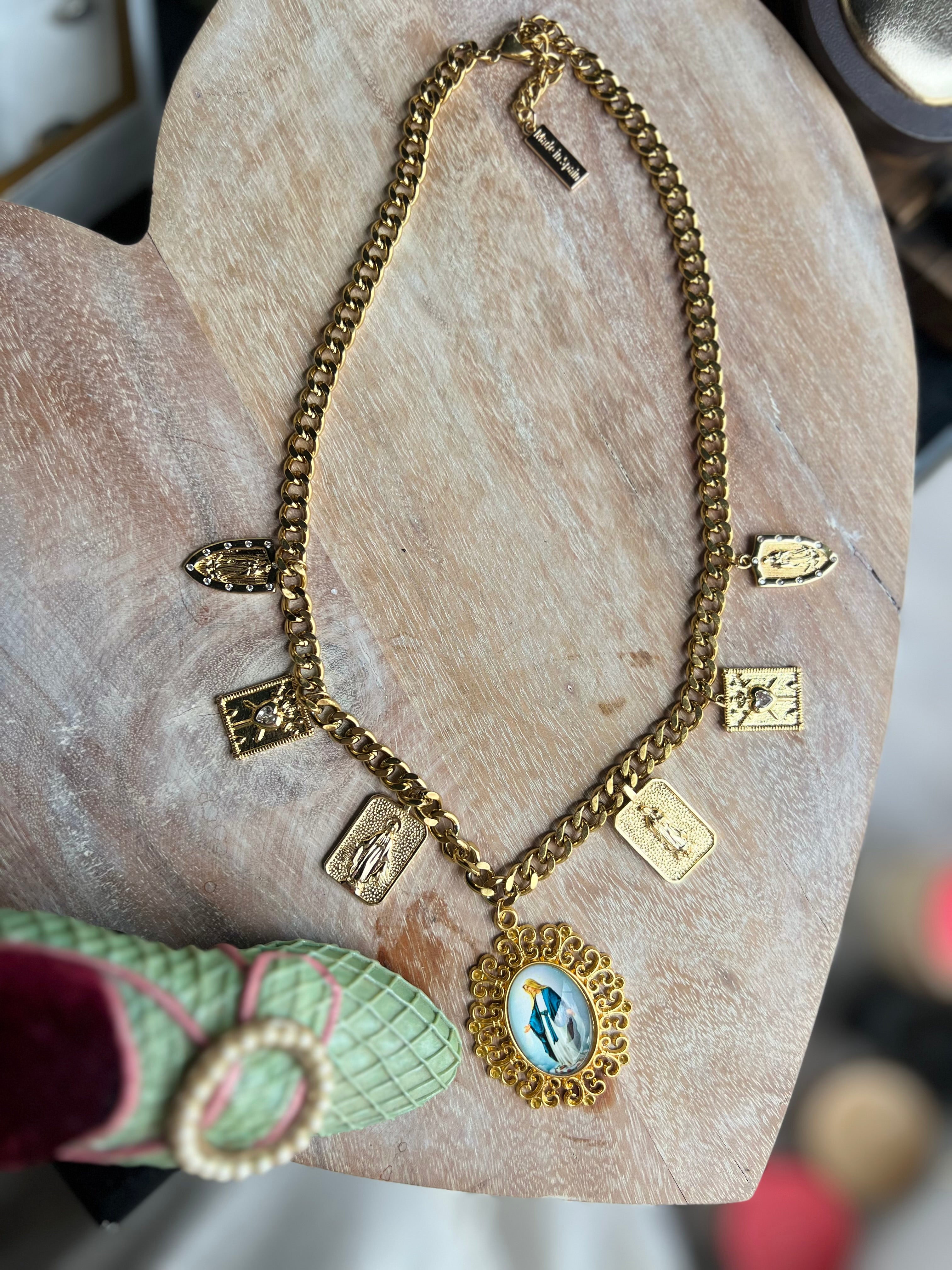 Collar de la Virgen Milagrosa --Made in Malaga Spain - High Quality Materials- JOYERIA CATOLICA DE ESPAÑA
