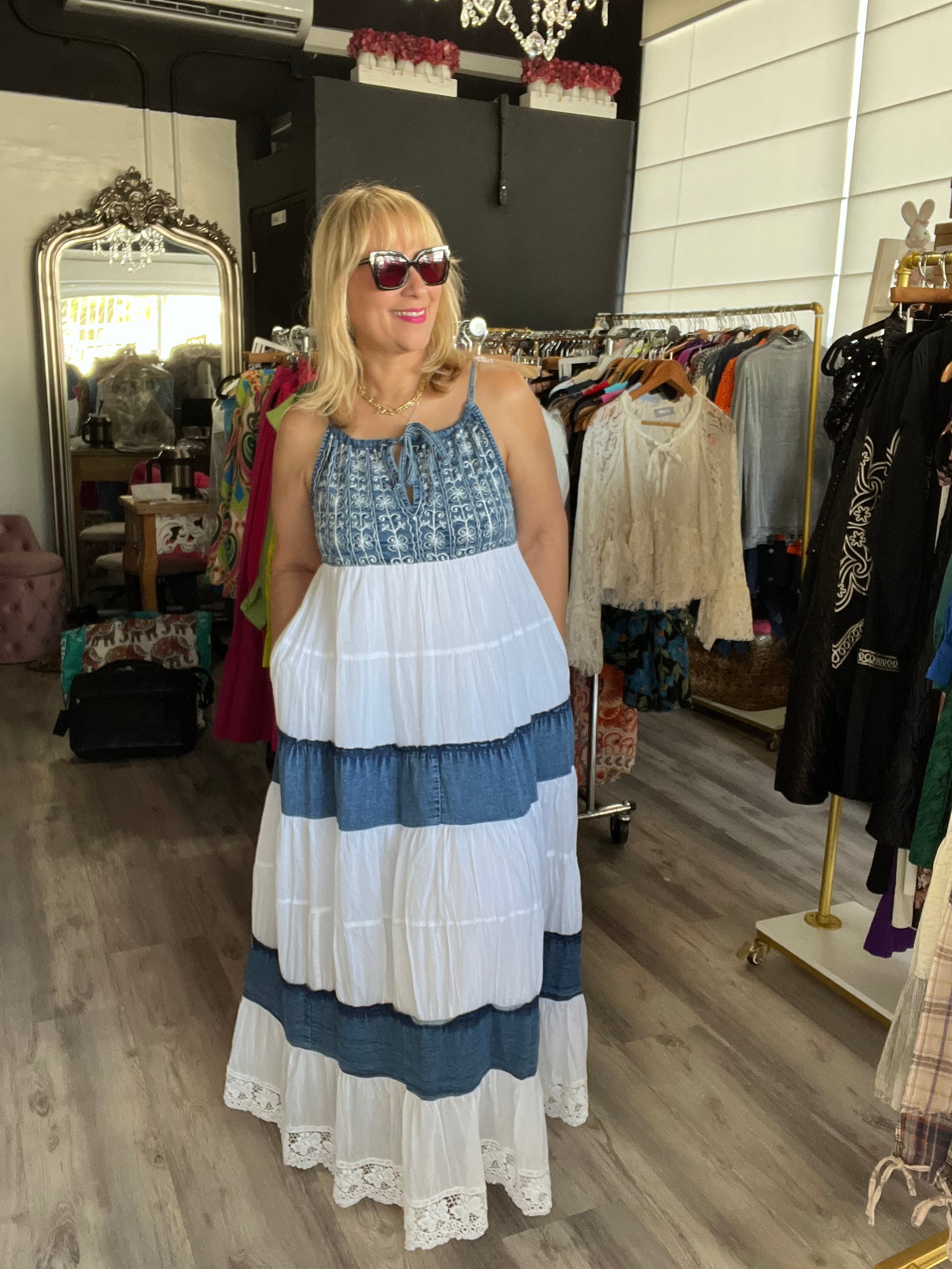 Embroidered White Halter Neck Denim Boho Maxi Dress - In Store & Online💫 - Tax Incluido-PRE -ORDEN
