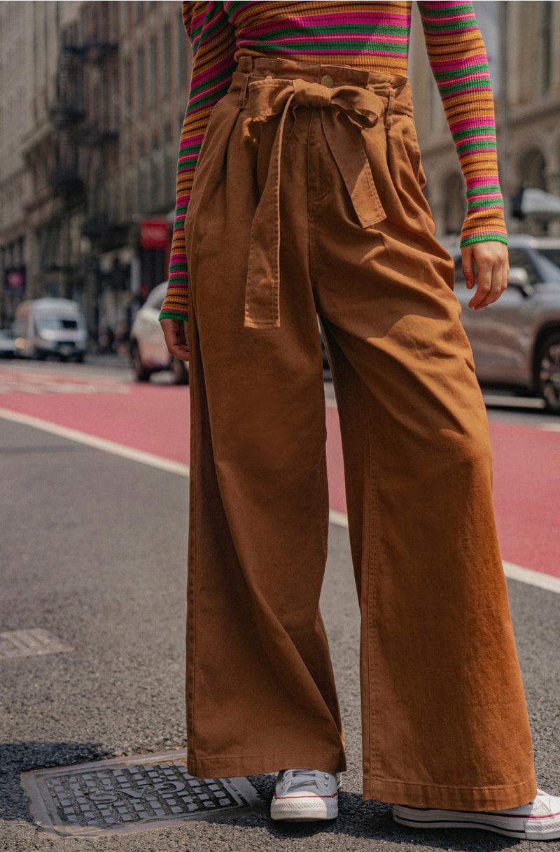 Hi-waist Paperbag Wide Leg Pants(brown or green) - Bellasbylola.com