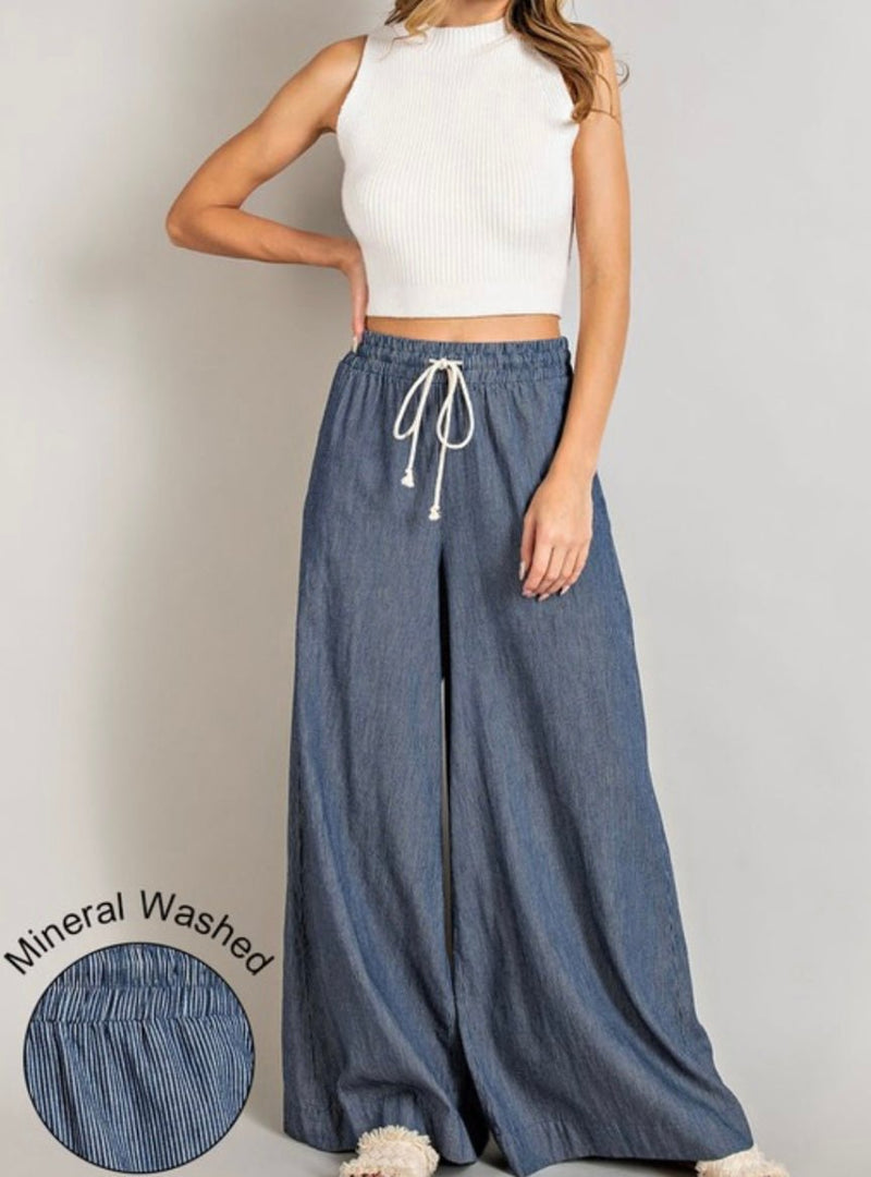 Pinstripe Palazzo Pants - Bella Boutique & Bellasbylola.com