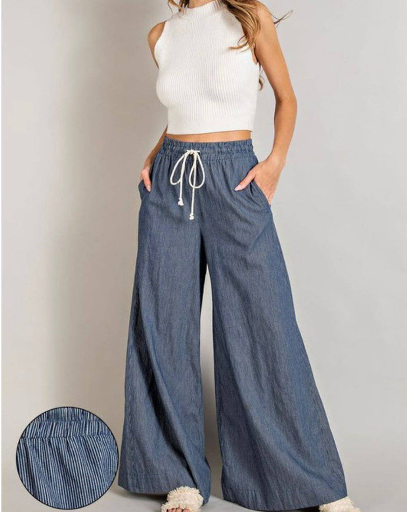 Pinstripe Palazzo Pants - Bella Boutique & Bellasbylola.com