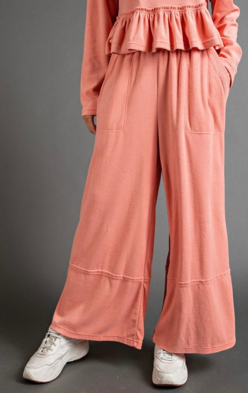 Travel Pants - Bella Boutique & Bellasbylola.com