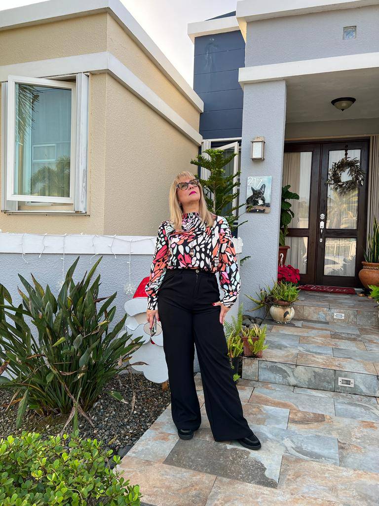 High Waisted Wide Leg Pants with Matching Blazer Set - True to Size - Bella Boutique & Bellasbylola.com