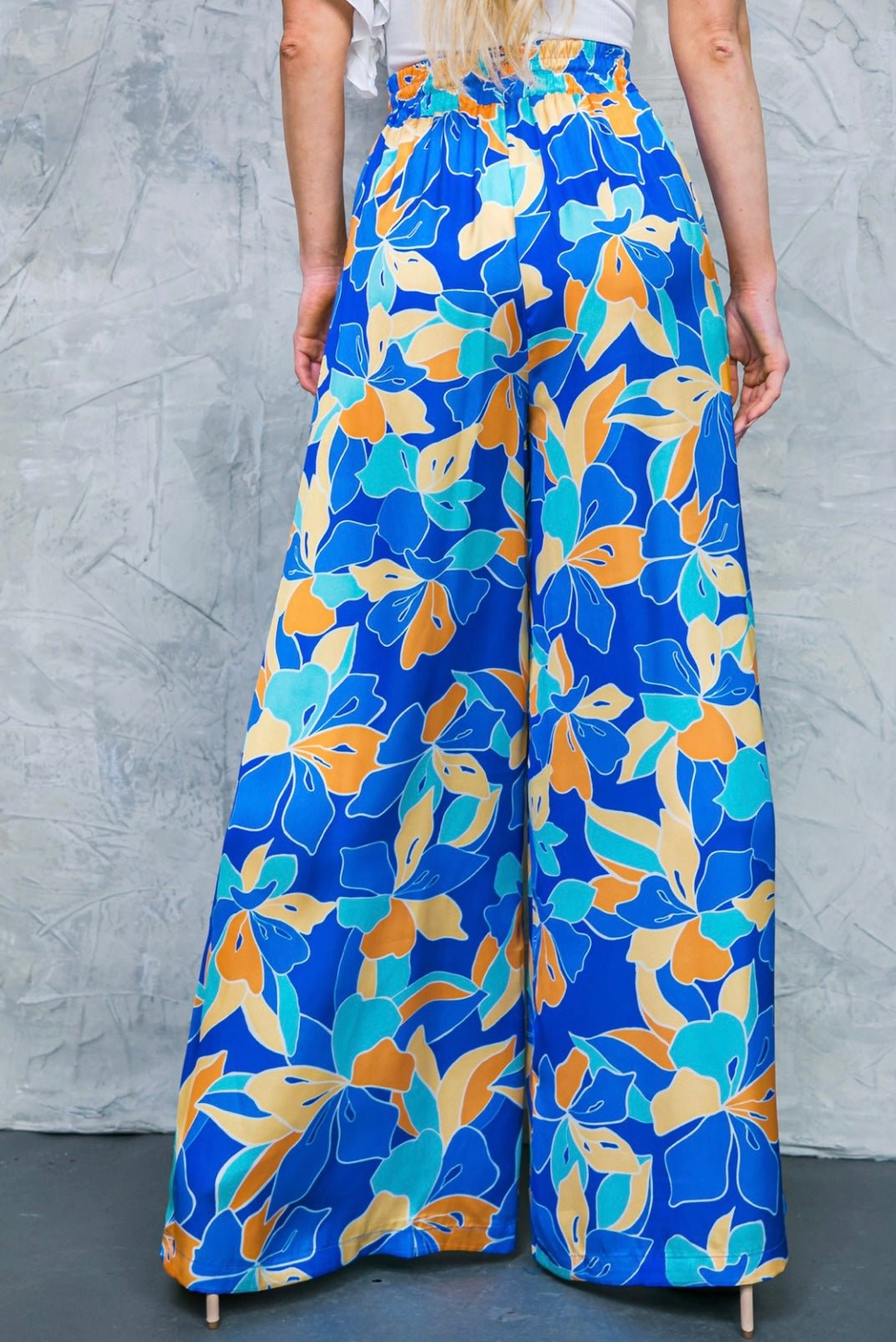Blue Print Pants - Bella Boutique & Bellasbylola.com