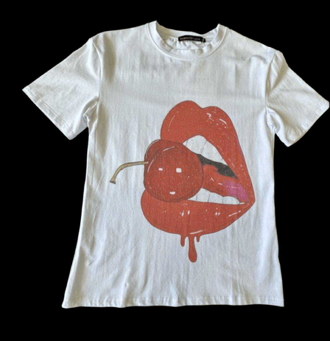 Cherry Fashion T-shirt - Lips Dripping 🍒 - Bella Boutique & Bellasbylola.com