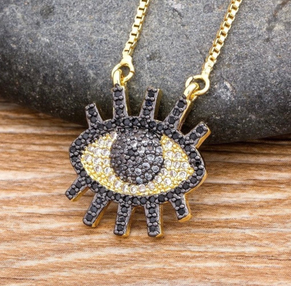 New🌟 Evil Eye Necklace - Ward off Negative Energy - Bella Boutique & Bellasbylola.com