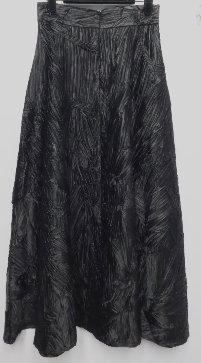 Exquisite Black Midi Skirt - Premium Ckothing - Bella Boutique & Bellasbylola.com