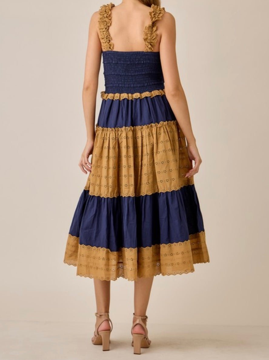 Eyelet Navy & Beige Maxi Dress - TAX INCLUDED - Bella Boutique & Bellasbylola.com