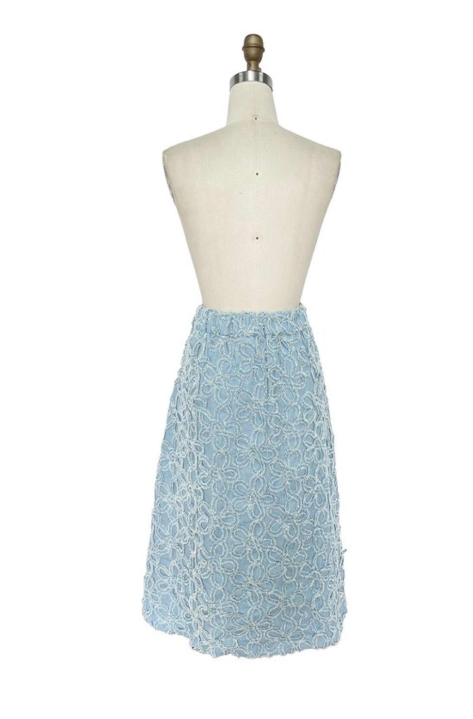 Floral Embroidery Denim Skirt - New 🌟 - Bella Boutique & Bellasbylola.com