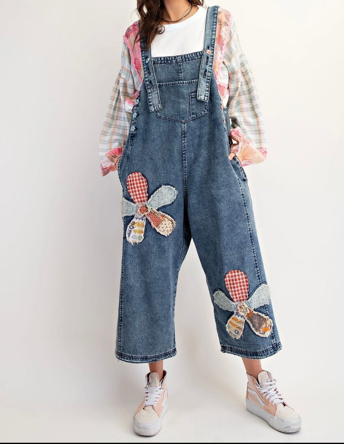 FLOWER PATCH WASHED DENIM BOHO OVERALLS - BELLASBYLOLA.COM