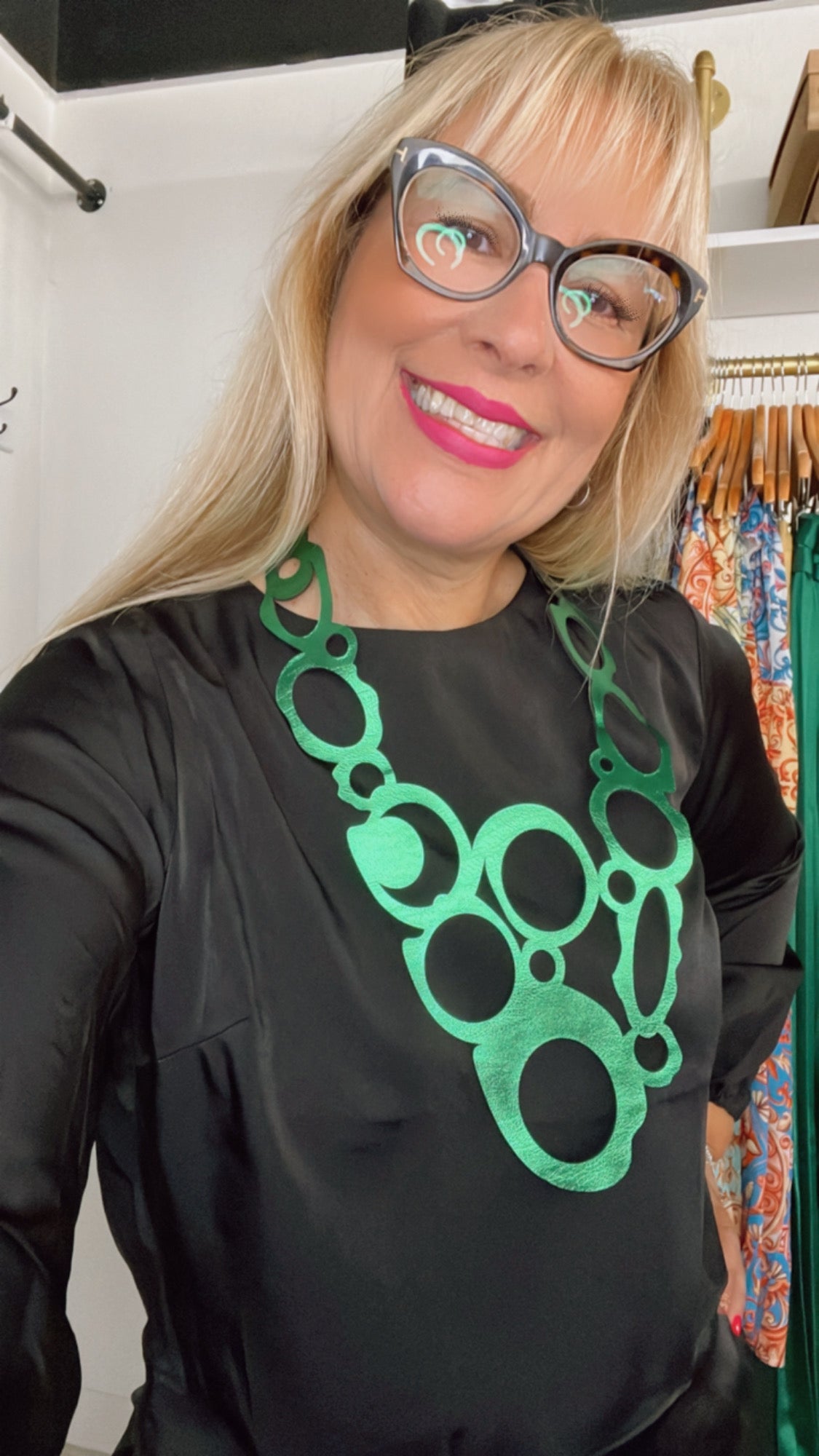 Lush Green Leather Necklace for Trendsetting Fashionistas - Bella Boutique & Bellasbylola.com