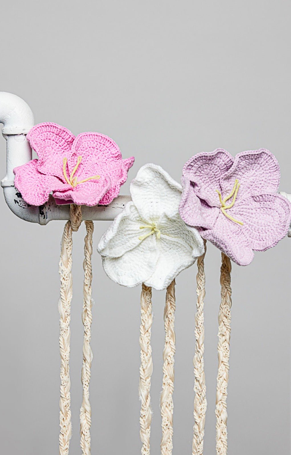 Crochet Flower Belt - Handcrafted Accessory - Bella Boutique & Bellasbylola.com