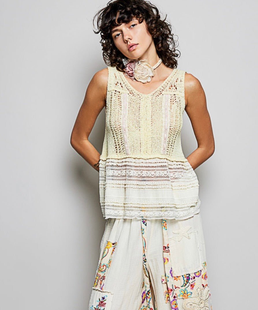 Crochet Flower Belt - Handcrafted Accessory - Bella Boutique & Bellasbylola.com