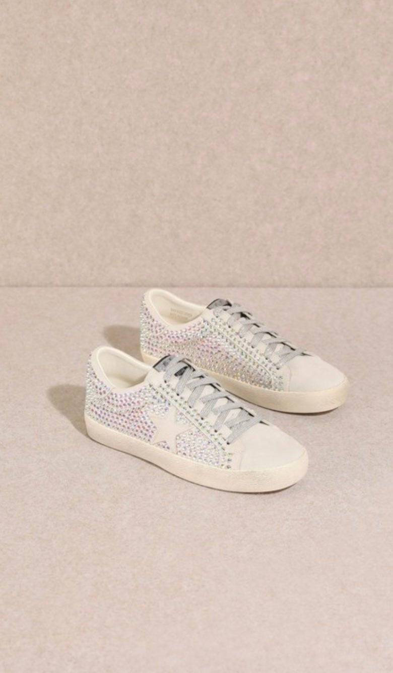 Colorful Street Style Sneakers: Bold, Sustainable, Ethical Comfort for Fall - Bella Boutique & Bellasbylola.com