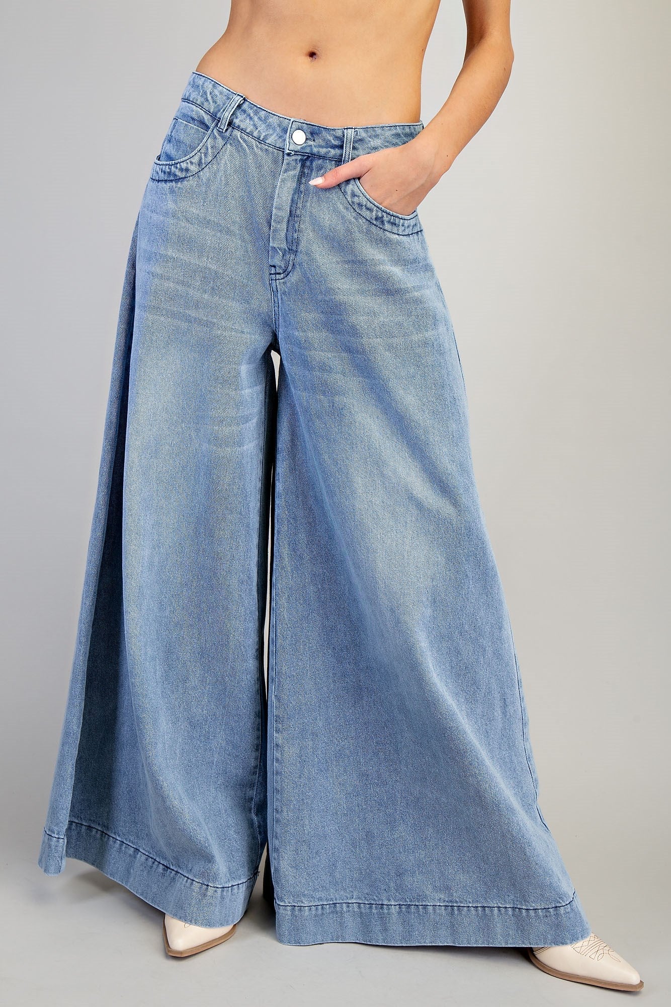 Mineral Washed Ultra Wide Leg Jeans - Bella & Bellasbylola.com