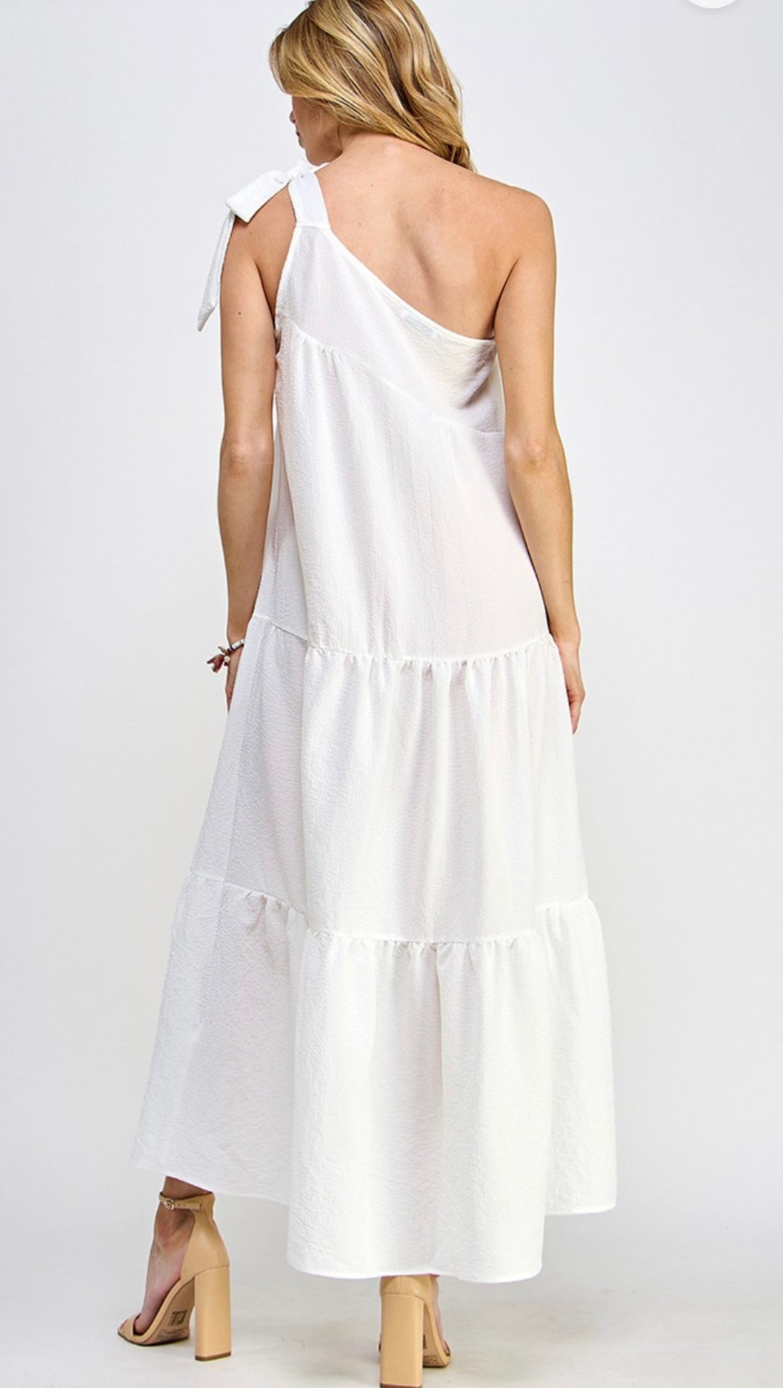 One Shoulder White Maxi: Elegant and Chic - Bella Boutique & Bellasbylola.com