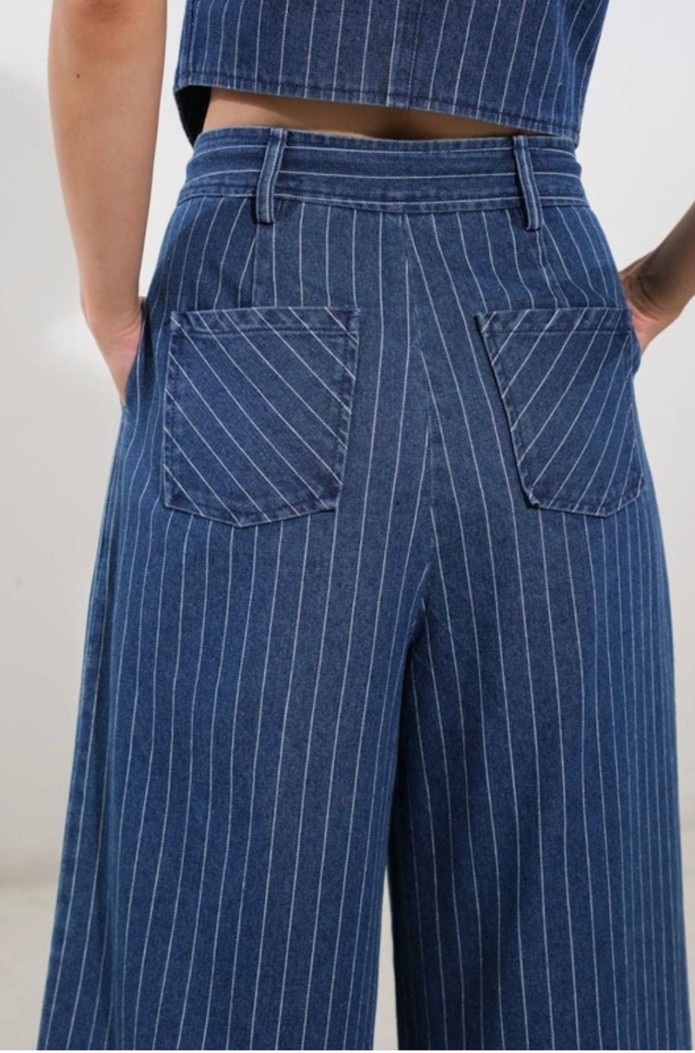 Pinstripe Dark Denim Vest - New 🌟 In Store & Online - Bella Boutique & Bellasbylola.com