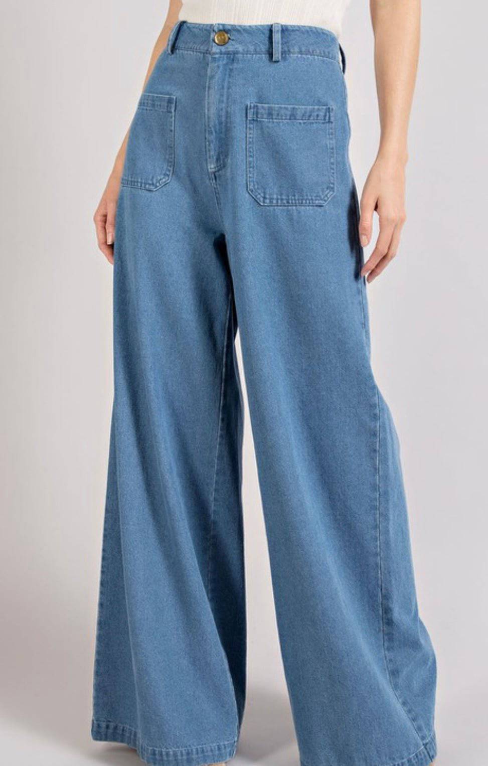 Timeless Chic: Retro Palazzo Jeans - Classic Style & Comfort - Bella Boutique & Bellasbylola.com