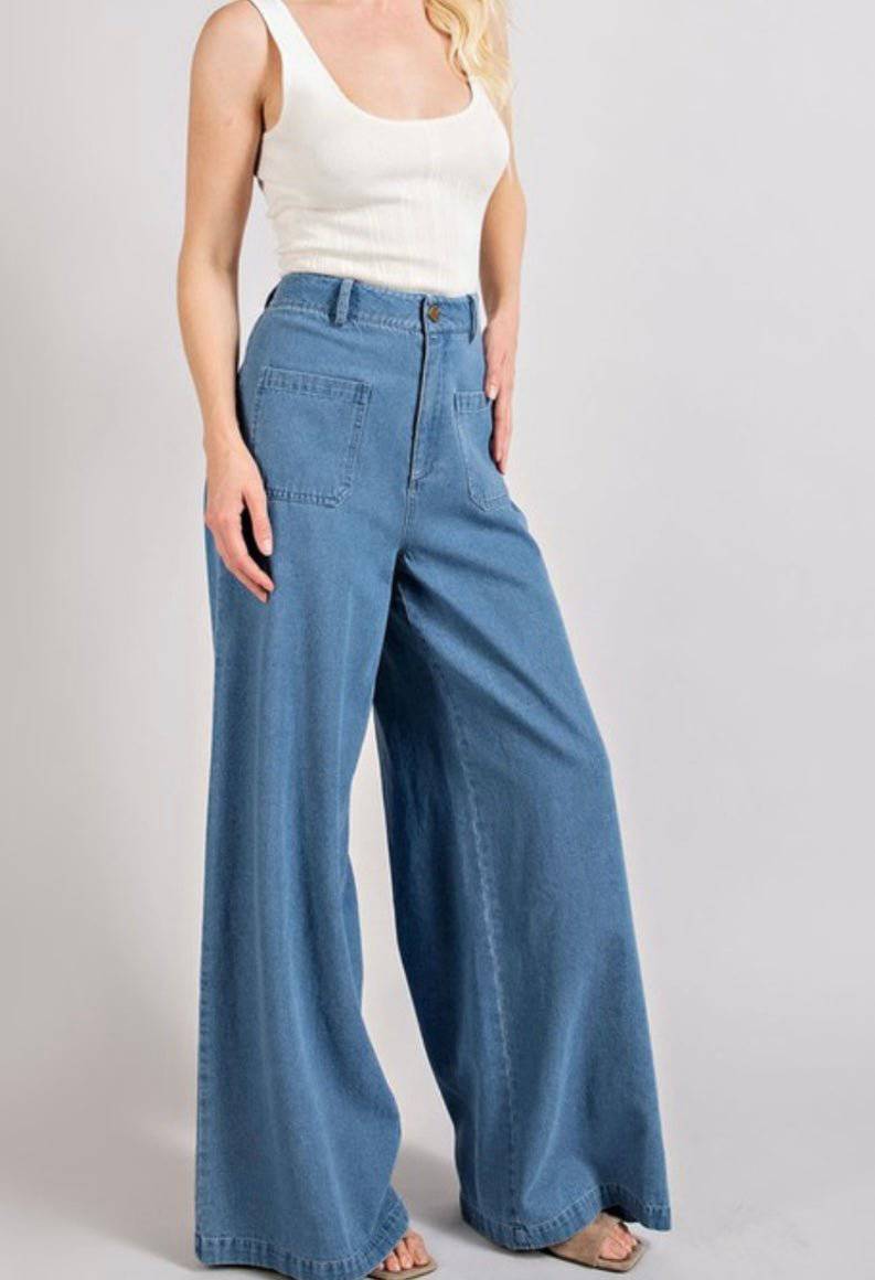 Timeless Chic: Retro Palazzo Jeans - Classic Style & Comfort - Bella Boutique & Bellasbylola.com