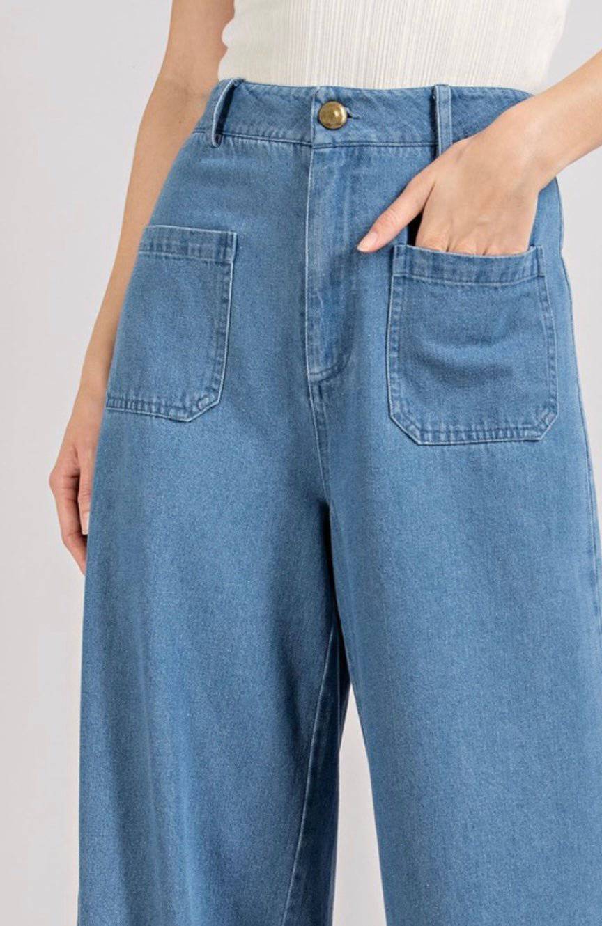 Timeless Chic: Retro Palazzo Jeans - Classic Style & Comfort - Bella Boutique & Bellasbylola.com