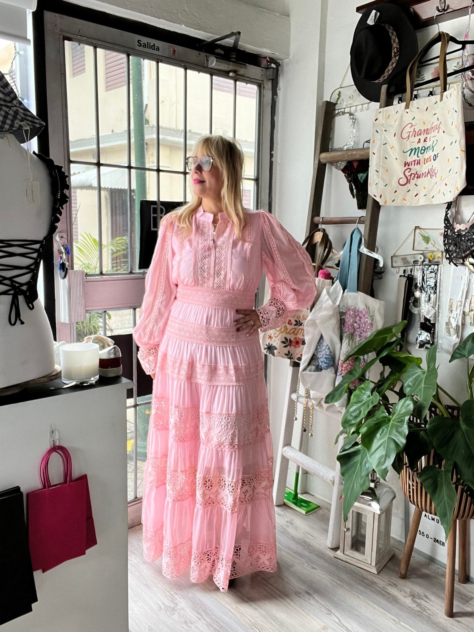 Rosa Lace Maxi Dress - New ✨✨ - Tax Included - Bella Boutique & Bellasbylola.com