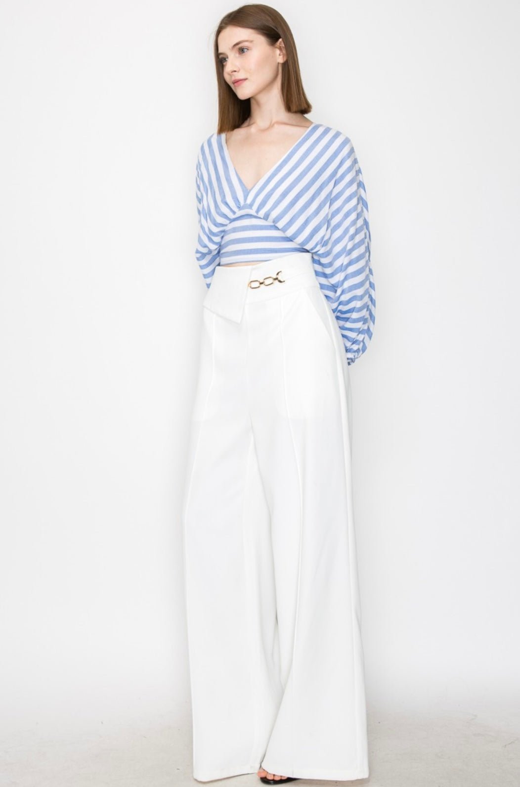 Comfy Oversized Collar Button Up Shirt - Effortless Style in 100% Cotton Fabric - Bella Boutique & Bellasbylola.com