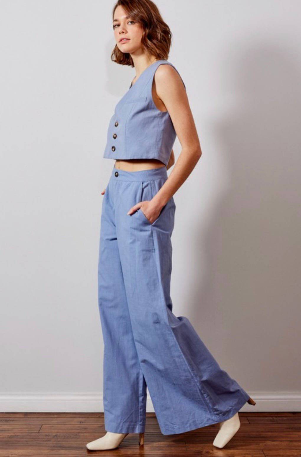 Classic V-Neck Button-Up Vest | Linen-Cotton Blend | Stylish Silhouette - Tereza Azul Cielo - Bellasbylola.com