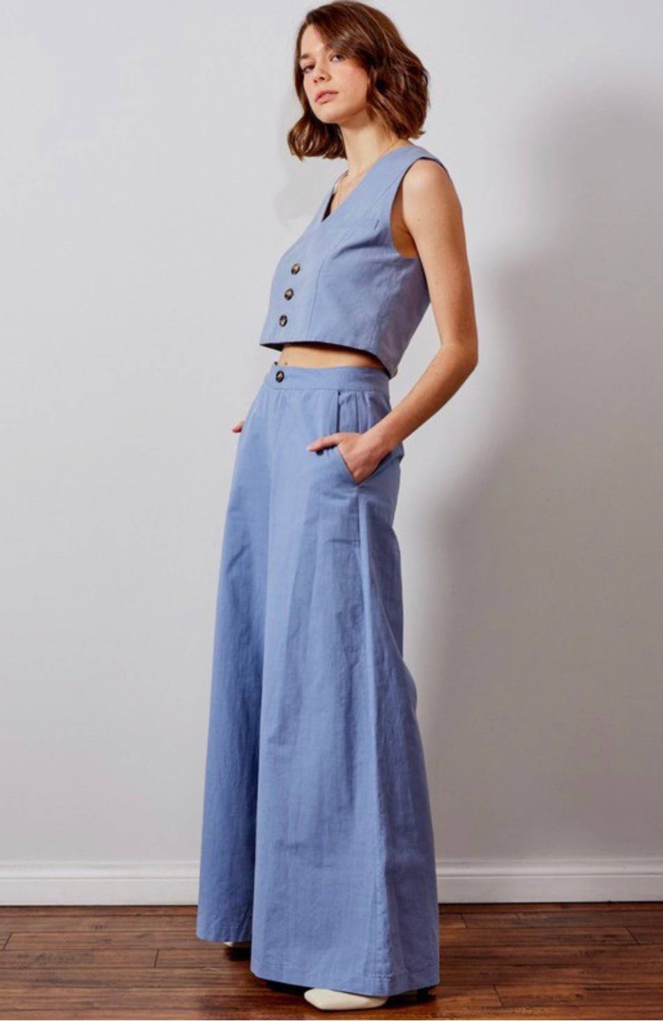 Classic V-Neck Button-Up Vest | Linen-Cotton Blend | Stylish Silhouette - Tereza Azul Cielo - Bellasbylola.com
