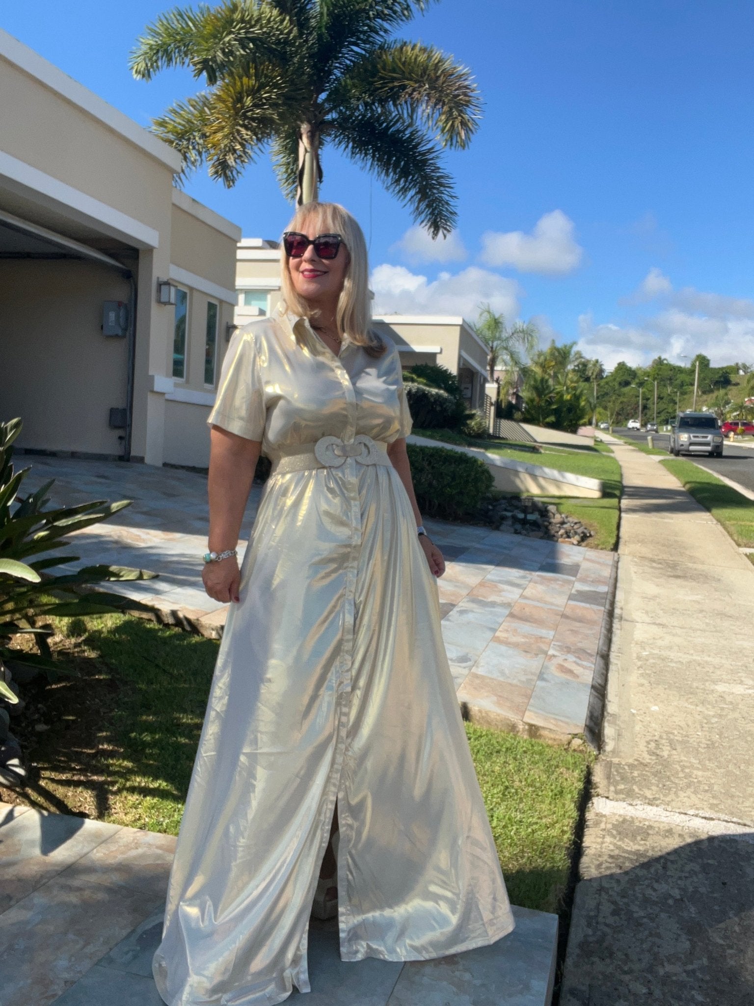 True to Size Champagne Maxi Dress - Button Down - Bella Boutique & Bellasbylola.com