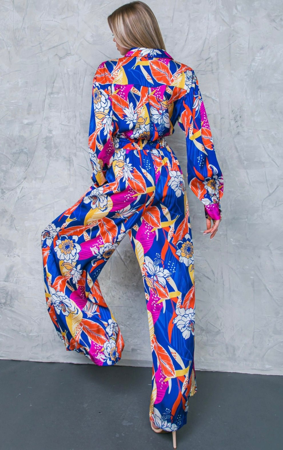Vive la Vida Printed Jumpsuit: Effortless Sophistication! - Bella Boutique & Bellasbylola.com