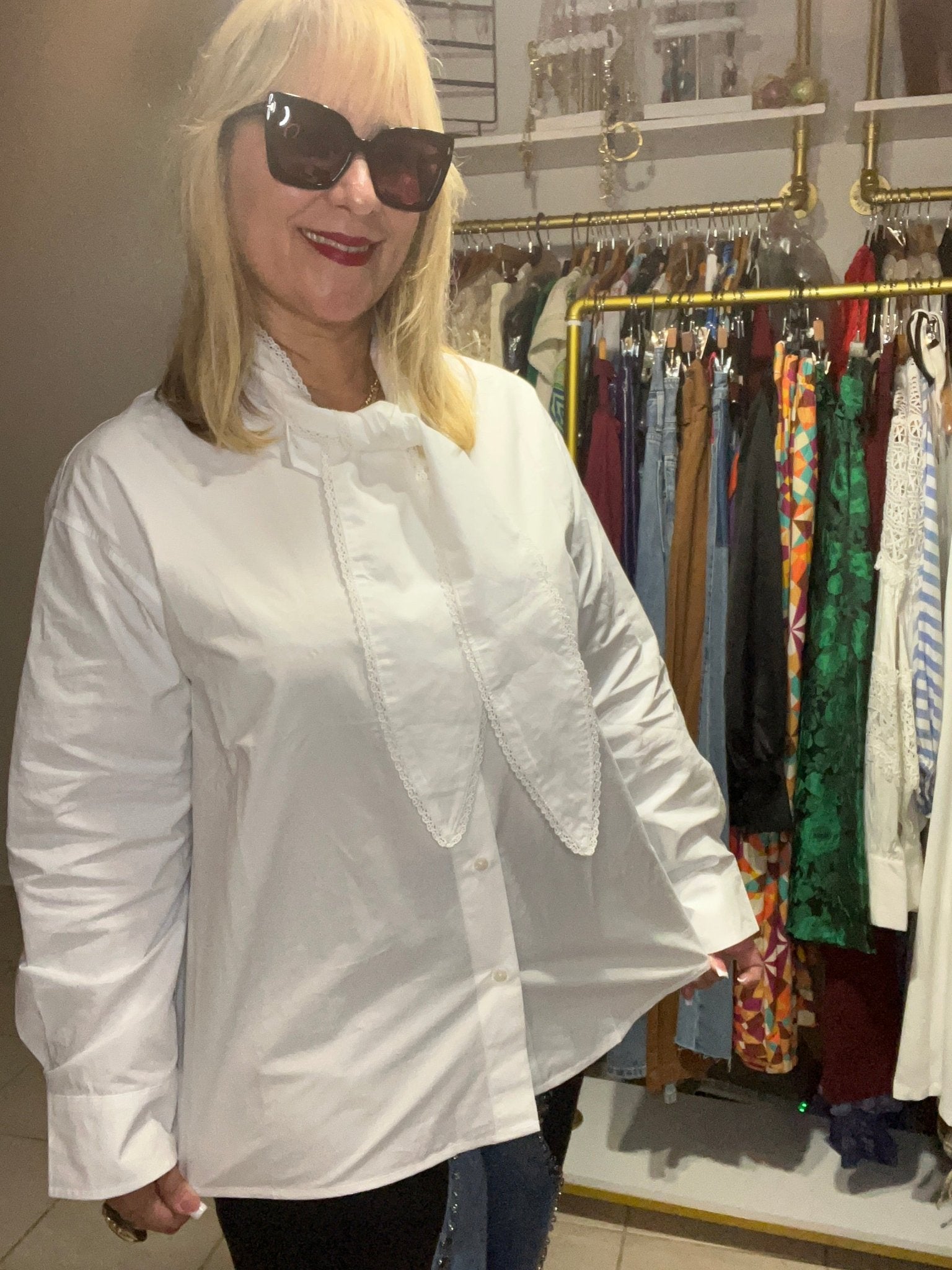 Elegant White Blouse with Oversized Fit and Front Tie Detail - New✨ - Bella Boutique & Bellasbylola.com