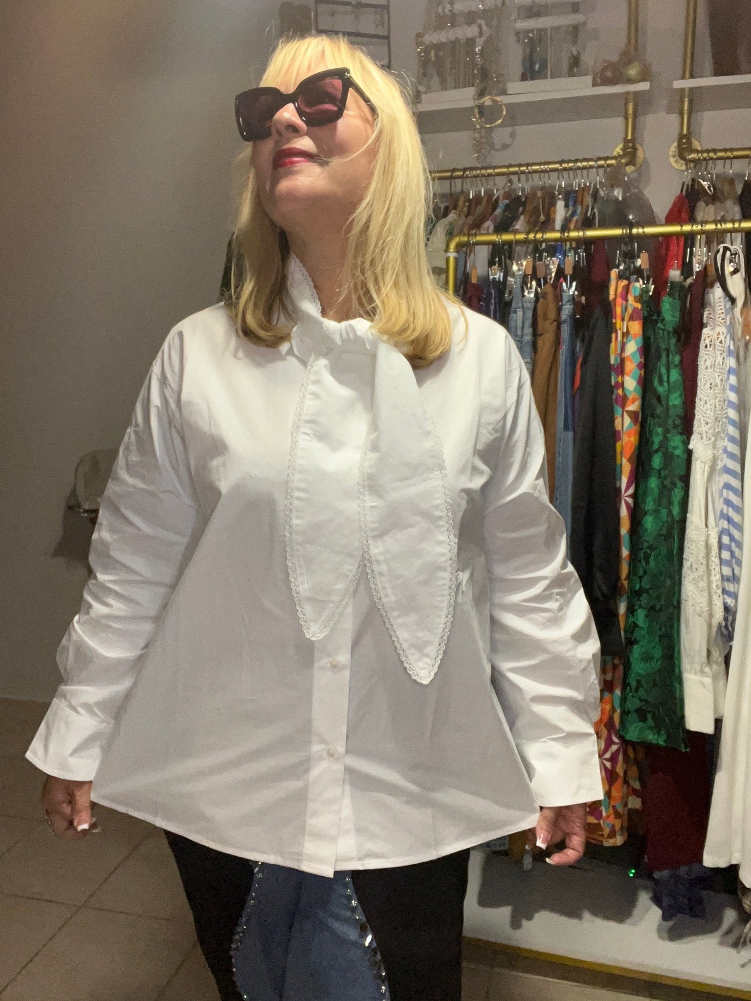 Elegant White Blouse with Oversized Fit and Front Tie Detail - New✨ - Bella Boutique & Bellasbylola.com