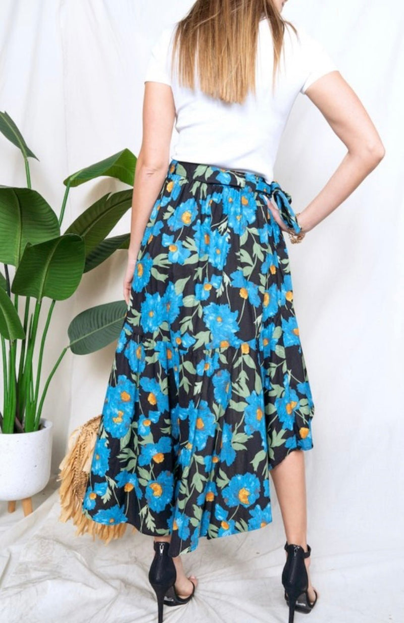 Alejandra Asymmetrical Skirt - Black & Blue - Bellasbylola.com